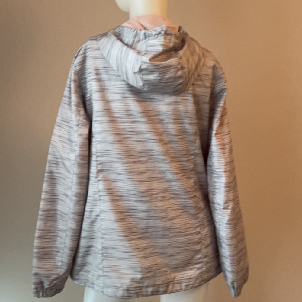 Reebok Lightweight Jacket - Picture 9 of 12